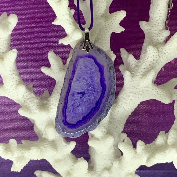 Purple Onyx Druzy Geode Agate Pendant Necklace on Waxed Cotton Cord Handmade - Picture 9 of 16